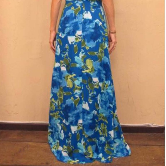 COPY - FLORAL PRINT V NECK MAXI DRESS - Picture 3 of 3